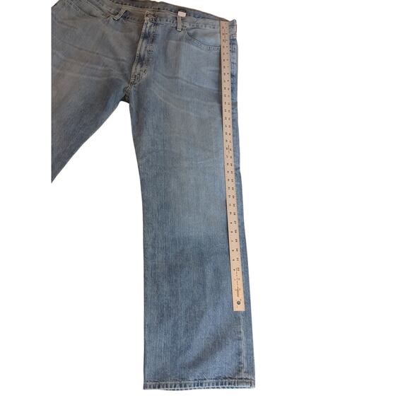 Cremieux Premium Denim Relaxed Jeans Men's Size 42x30 Light Wash Distressed NWT - Picture 6 of 9